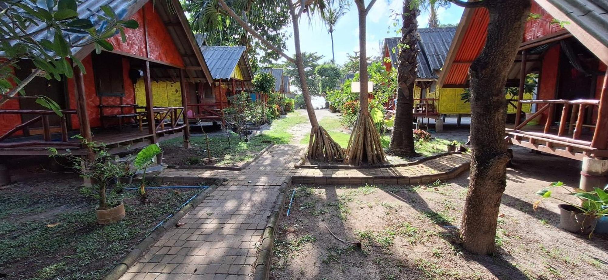 Breizh Cape Beach Bungalows Ko Lanta Екстериор снимка