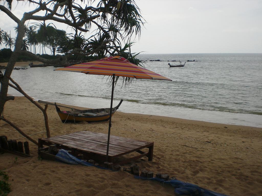 Breizh Cape Beach Bungalows Ko Lanta Екстериор снимка